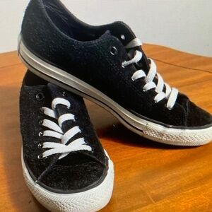 Stylish Black Canvas Sneakers